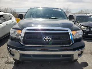 2013 Toyota Tundra with VIN 5TFDW5F17DX307031, listed as a Copart auction lot 49740825 with 113,917 mi miles and Salvage title. Bid and sale history available at DreamBid. Image 5.