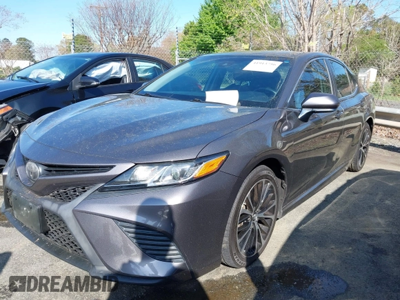 2018 Toyota Camry LE with VIN 4T1B11HK3JU518806, listed as a IAAI auction lot 41913756 with 74,939 mi miles. Bid and sale history available at carsss.com. Image 17.