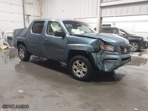 2008 Honda Ridgeline RTS with VIN 2HJYK16488H527235, listed as a IAAI auction lot 41815770 with 176,982 mi miles. Bid and sale history available at carsss.com. Image 1.
