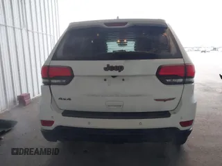 2018 Jeep Grand Cherokee Trailhawk with VIN 1C4RJFLGXJC264438, listed as a IAAI auction lot 40974417 with 117,717 mi miles and . Bid and sale history available at DreamBid. Image 16.