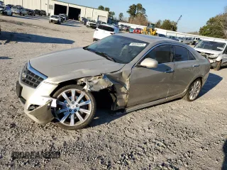 2014 Cadillac ATS Luxury AWD z VIN 1G6AH5RX9E0117273, wystawiony jako Copart lot #46536525 z przebiegiem 126 518 mil mil oraz Szkody całkowita. Historia ofert i sprzedaży dostępna na DreamBid. Obrazek 1.
