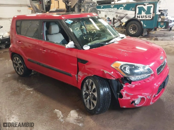 2013 Kia Soul + with VIN KNDJT2A64D7498551, listed as a IAAI auction lot 41723676 with 126,172 mi miles. Bid and sale history available at carsss.com. Image 1.