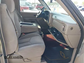 2003 Chevrolet Silverado 1500 LS with VIN 2GCEC19XX31244508, listed as a IAAI auction lot 42052595 with 164,683 mi miles. Bid and sale history available at carsss.com. Image 5.