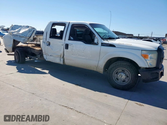 2011 Ford F-250 XL with VIN 1FT7W2A62BEA25449, listed as a Copart auction lot 46694135 with 399,254 mi miles and Salvage Title. Bid and sale history available at carsss.com. Image 4.