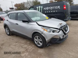 2020 Nissan Kicks S with VIN 3N1CP5BV9LL510467, listed as a IAAI auction lot 41511345 with 92,604 mi miles. Bid and sale history available at carsss.com. Image 1.