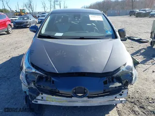 2018 Toyota Prius Two with VIN JTDKBRFU1J3581929, listed as a IAAI auction lot 41887196 with 1 mi miles. Bid and sale history available at carsss.com. Image 11.