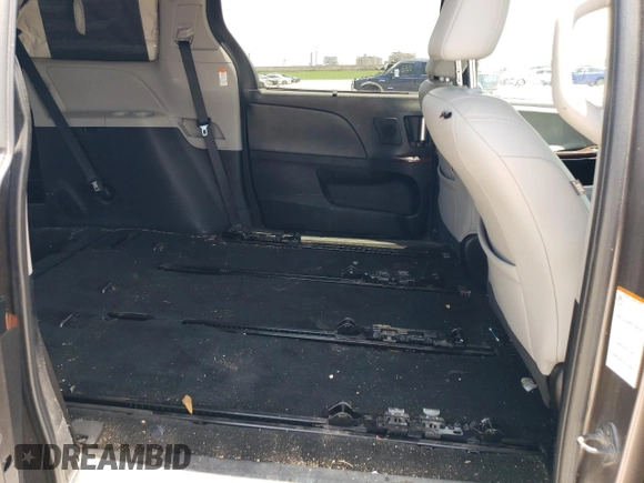 2015 Toyota Sienna Limited with VIN 5TDDK3DC2FS123483, listed as a Copart auction lot 61663545 with 88,390 mi miles and Salvage title. Bid and sale history available at DreamBid. Image 11.