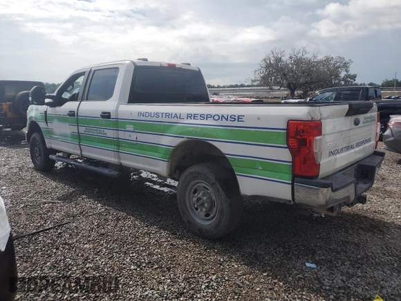 2020 Ford F-250 XL with VIN 1FT7W2BT4LED53378, listed as a Copart auction lot 62114495 with 96,636 mi miles and Salvage title. Bid and sale history available at DreamBid. Image 2.