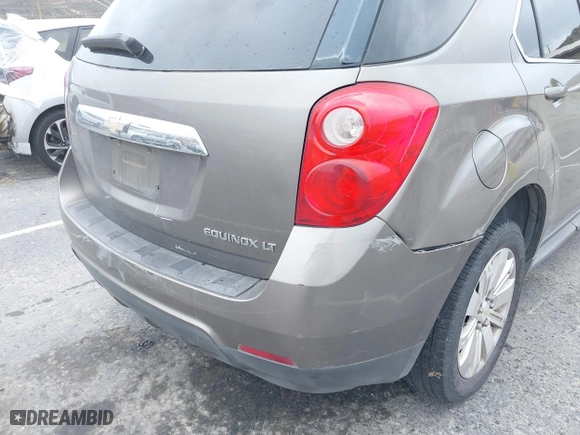 2011 Chevrolet Equinox LT w/2LT with VIN 2CNALPEC8B6477529, listed as a IAAI auction lot 41772976 with 216,249 mi miles. Bid and sale history available at carsss.com. Image 6.
