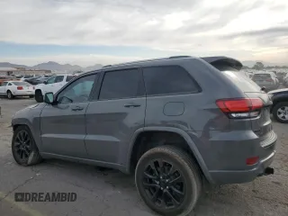 2020 Jeep Grand Cherokee Altitude z VIN 1C4RJFAG2LC257778, wystawiony jako Copart lot #53754825 z przebiegiem 97 595 mil mil oraz Szkoda całkowita • Salvage title. Historia ofert i sprzedaży dostępna na DreamBid. Obrazek 2.