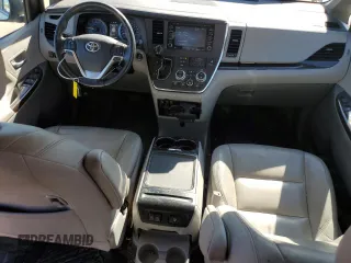 2019 Toyota Sienna XLE Auto Access Seat with VIN 5TDYZ3DC6KS971793, listed as a Copart auction lot 79479604 with 113,438 mi miles and Salvage Title. Bid and sale history available at carsss.com. Image 8.