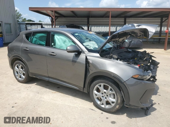 2024 Dodge Hornet R/T with VIN ZACPDFCW6R3A29068, listed as a Copart auction lot 61591825 with Not provided miles and Non repairable. Bid and sale history available at DreamBid. Image 4.