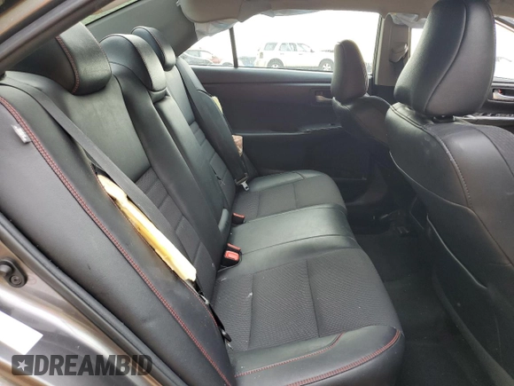 2017 Toyota Camry XLE z VIN 4T1BF1FK9HU785723, wystawiony jako Copart lot #55039895 z przebiegiem 110 783 mil mil oraz Szkoda całkowita • Salvage title. Historia ofert i sprzedaży dostępna na DreamBid. Obrazek 10.