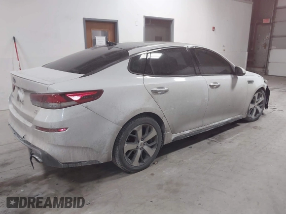 2019 Kia Optima LX with VIN 5XXGT4L39KG280666, listed as a IAAI auction lot 41436121 with 121,531 mi miles. Bid and sale history available at carsss.com. Image 4.