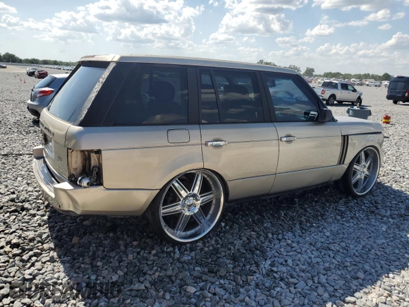 2004 Land Rover Range Rover with VIN SALMF11404A142526, listed as a Copart auction lot 54699145 with 148,339 mi miles and Salvage Title. Bid and sale history available at DreamBid. Image 3.