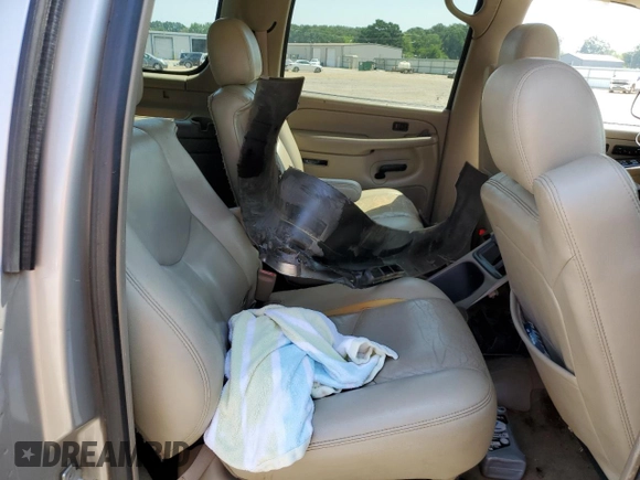 2004 Chevrolet Suburban Z71 with VIN 3GNFK16Z74G305505, listed as a Copart auction lot 68907834 with 0 mi miles and Salvage Title. Bid and sale history available at carsss.com. Image 12.
