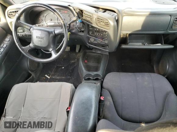 2003 GMC Sonoma SLS with VIN 1GTDT13X43K145574, listed as a Copart auction lot 76300044 with 187,086 mi miles and Salvage Title. Bid and sale history available at DreamBid. Image 8.