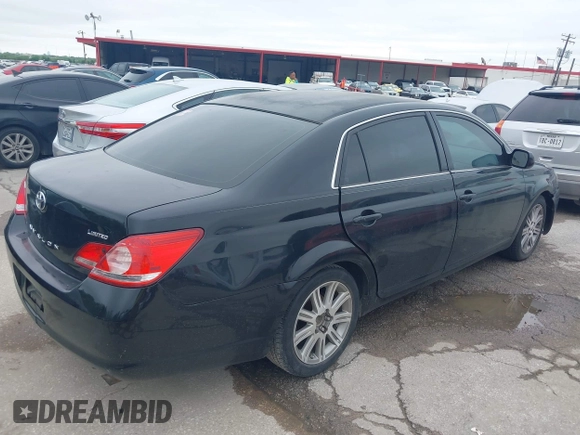 2007 Toyota Avalon XL with VIN 4T1BK36B37U214315, listed as a IAAI auction lot 41938884 with 280,051 mi miles and . Bid and sale history available at DreamBid. Image 4.