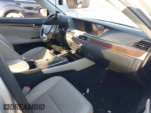 2013 Lexus GS 350 z VIN JTHBE1BL3D5026185, wystawiony jako IAAI lot #41194478 z przebiegiem 118 998 mil mil oraz . Historia ofert i sprzedaży dostępna na DreamBid. Obrazek 5.