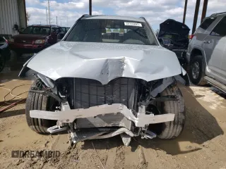 2022 BMW X3 M z VIN 5YM13EC0XN9M66145, wystawiony jako Copart lot #39769893 z przebiegiem 1682 mil mil oraz . Historia ofert i sprzedaży dostępna na DreamBid. Obrazek 5.
