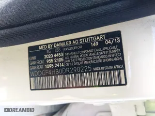 2013 Mercedes-Benz C-Class C 250 Sport with VIN WDDGF4HB0DR290225, listed as a IAAI auction lot 41864511 with 68,081 mi miles. Bid and sale history available at carsss.com. Image 9.