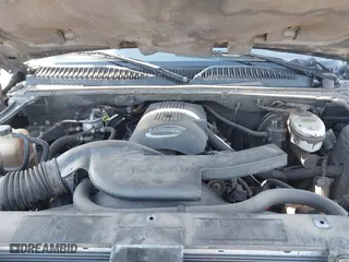 2003 Chevrolet Tahoe LS with VIN 1GNEC13V03R112315, listed as a IAAI auction lot 41424247 with 256,017 mi miles. Bid and sale history available at carsss.com. Image 10.