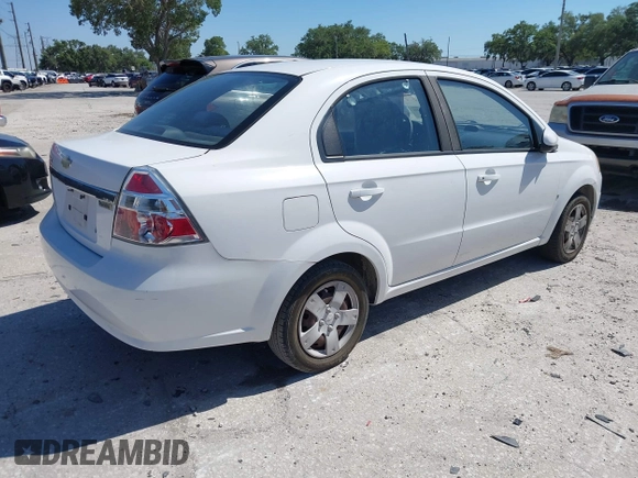 2009 Chevrolet Aveo 1LT with VIN KL1TD56E89B610707, listed as a IAAI auction lot 42058828 with 42,776 mi miles and . Bid and sale history available at DreamBid. Image 4.