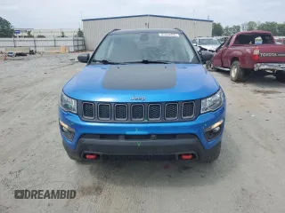 2020 Jeep Compass Trailhawk z VIN 3C4NJDDB7LT221575, wystawiony jako Copart lot #57414255 z przebiegiem 69 159 mil mil oraz Szkoda całkowita • Salvage title. Historia ofert i sprzedaży dostępna na DreamBid. Obrazek 5.