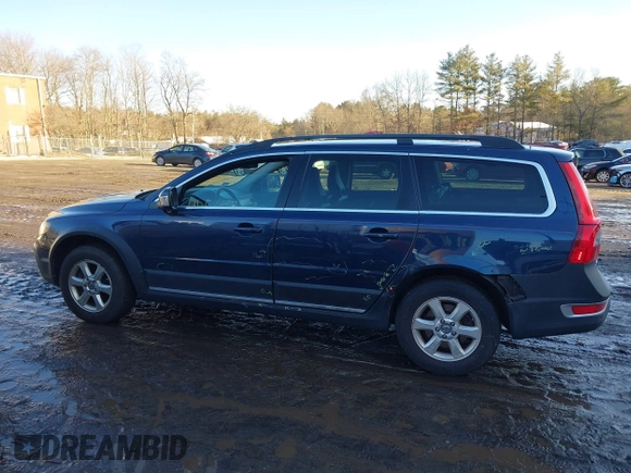 2011 Volvo XC70 3.2L with VIN YV4940BZXB1115299, listed as a IAAI auction lot 41567362 with 197,318 mi miles and . Bid and sale history available at DreamBid. Image 14.