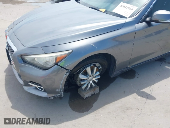 2014 Infiniti Q50 Premium with VIN JN1BV7AP5EM675859, listed as a IAAI auction lot 42031960 with 110,149 mi miles. Bid and sale history available at carsss.com. Image 6.