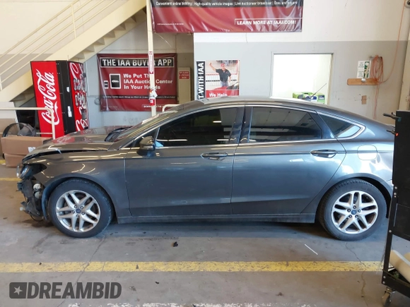 2016 Ford Fusion SE with VIN 3FA6P0HD3GR251205, listed as a IAAI auction lot 41678464 with 211,140 mi miles. Bid and sale history available at carsss.com. Image 14.