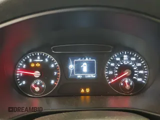 2018 Kia Sorento L with VIN 5XYPG4A39JG338356, listed as a Copart auction lot 48312885 with 110,573 mi miles and Clean Title. Bid and sale history available at carsss.com. Image 9.