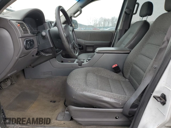 2002 Ford Explorer XLS with VIN 1FMZU72E02UC65652, listed as a Copart auction lot 52726555 with 271,357 mi miles and Salvage Title. Bid and sale history available at DreamBid. Image 7.