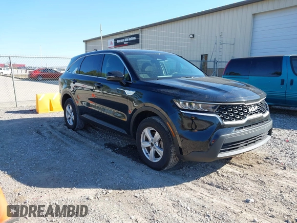 2023 Kia Sorento LX with VIN 5XYRGDLC1PG205332, listed as a IAAI auction lot 41776625 with 47,300 mi miles. Bid and sale history available at carsss.com. Image 1.