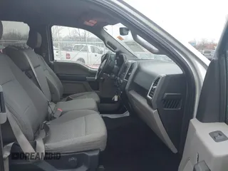 2016 Ford F-150 XLT with VIN 1FTEX1EP7GFA52018, listed as a IAAI auction lot 41989955 with 121,867 mi miles. Bid and sale history available at carsss.com. Image 5.