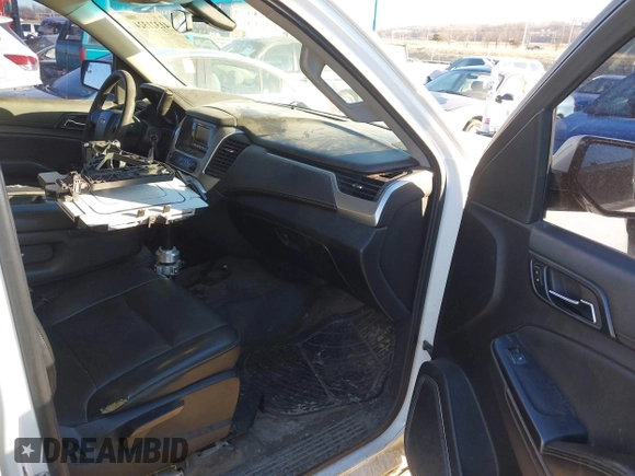 2015 Chevrolet Tahoe z VIN 1GNSK4EC5FR622943, wystawiony jako IAAI lot #41321324 z przebiegiem 129 411 mil mil oraz . Historia ofert i sprzedaży dostępna na DreamBid. Obrazek 5.