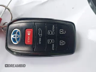 2022 Toyota Sienna XLE with VIN 5TDYRKEC8NS126392, listed as a IAAI auction lot 41912544 with 120,801 mi miles and . Bid and sale history available at DreamBid. Image 11.