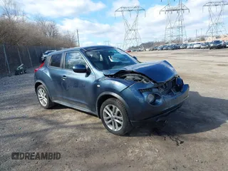 2012 Nissan Juke SV with VIN JN8AF5MV2CT116572, listed as a IAAI auction lot 41565780 with 82,035 mi miles. Bid and sale history available at carsss.com. Image 1.