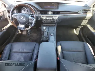 2016 Lexus ES 330 z VIN JTHBK1GG1G2227934, wystawiony jako Copart lot #57602665 z przebiegiem 131 686 mil mil oraz Szkoda całkowita • Salvage title. Historia ofert i sprzedaży dostępna na DreamBid. Obrazek 8.