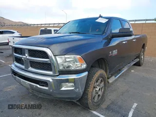 2017 Ram 2500 SLT z VIN 3C6UR5JL4HG570952, wystawiony jako IAAI lot #41456094 z przebiegiem 245 785 mil mil oraz . Historia ofert i sprzedaży dostępna na DreamBid. Obrazek 17.