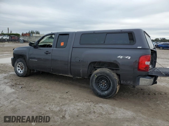 2010 Chevrolet Silverado 1500 LS with VIN 1GCSKREA4AZ159478, listed as a Copart auction lot 42081925 with Not Provided miles and Salvage Title. Bid and sale history available at DreamBid. Image 2.