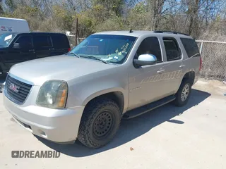 2007 GMC Yukon SLT with VIN 1GKFC13037J136165, listed as a IAAI auction lot 41766226 with 204,677 mi miles. Bid and sale history available at carsss.com. Image 2.