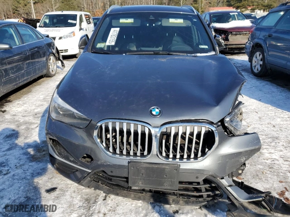 2020 BMW X1 xDrive28i with VIN WBXJG9C04L5P21531, listed as a Copart auction lot 41783155 with 54,396 mi miles and Salvage Title. Bid and sale history available at carsss.com. Image 5.