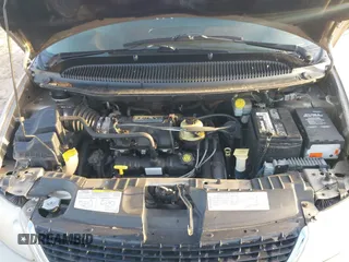 2003 Chrysler Town & Country LXi with VIN 2C8GP54L23R275051, listed as a IAAI auction lot 41963272 with 225,421 mi miles. Bid and sale history available at carsss.com. Image 10.