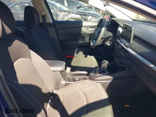 2019 Kia Forte LXS with VIN 3KPF24AD6KE115600, listed as a IAAI auction lot 41703976 with 112,383 mi miles. Bid and sale history available at carsss.com. Image 5.