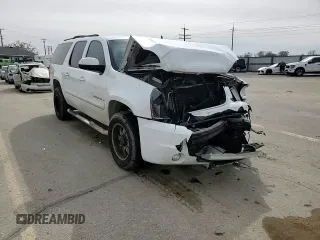 2008 GMC Yukon XL SLT 4SB z VIN 1GKFK163X8J136626, wystawiony jako Copart lot #47991995 z przebiegiem 207 902 mil mil oraz Szkoda całkowita • Salvage title. Historia ofert i sprzedaży dostępna na DreamBid. Obrazek 12.