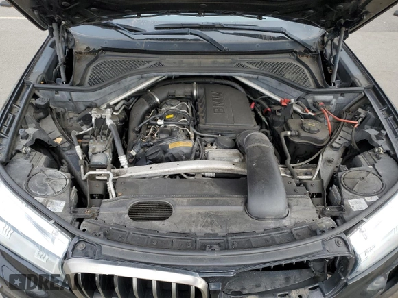 2015 BMW X6 xDrive35i z VIN 5UXKU2C58F0F95142, wystawiony jako Copart lot #78467614 z przebiegiem 94 909 mil mil oraz Czysty tytuł • Clean title. Historia ofert i sprzedaży dostępna na DreamBid. Obrazek 12.