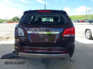 2012 Kia Sorento SX with VIN 5XYKW4A24CG207956, listed as a IAAI auction lot 40244776 with 112,703 mi miles. Bid and sale history available at carsss.com. Image 17.