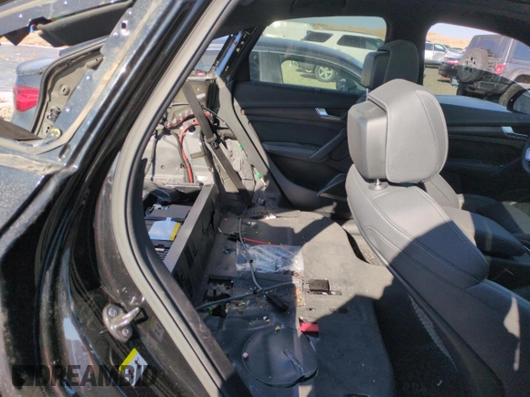 2022 Audi Q5 Sportback S line Prestige with VIN WA16AAFY2N2009041, listed as a Copart auction lot 45240665 with 43,136 mi miles and Salvage title. Bid and sale history available at DreamBid. Image 20.