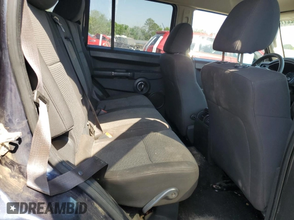2010 Jeep Commander Sport with VIN 1J4RG4GK1AC112866, listed as a Copart auction lot 53622775 with 207,344 mi miles and Clean title. Bid and sale history available at DreamBid. Image 11.